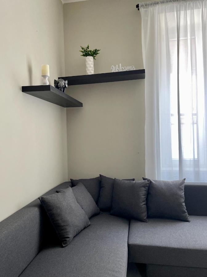 Grey Apartment Caiazzo Εξωτερικό φωτογραφία