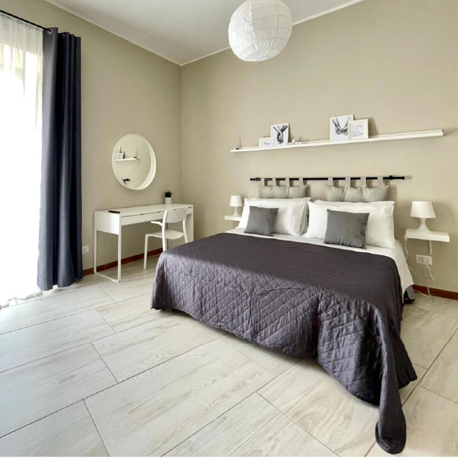 Grey Apartment Caiazzo Εξωτερικό φωτογραφία