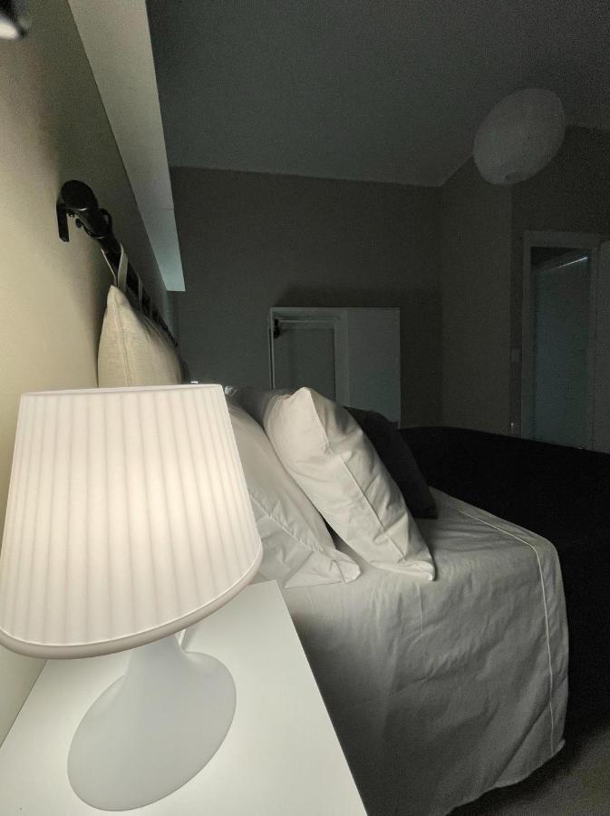 Grey Apartment Caiazzo Εξωτερικό φωτογραφία