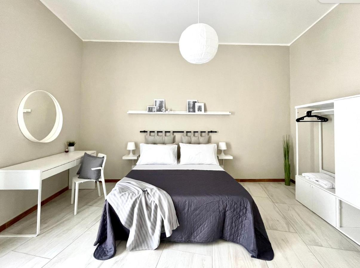 Grey Apartment Caiazzo Εξωτερικό φωτογραφία