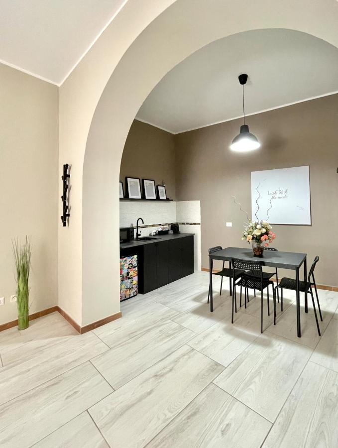 Grey Apartment Caiazzo Εξωτερικό φωτογραφία