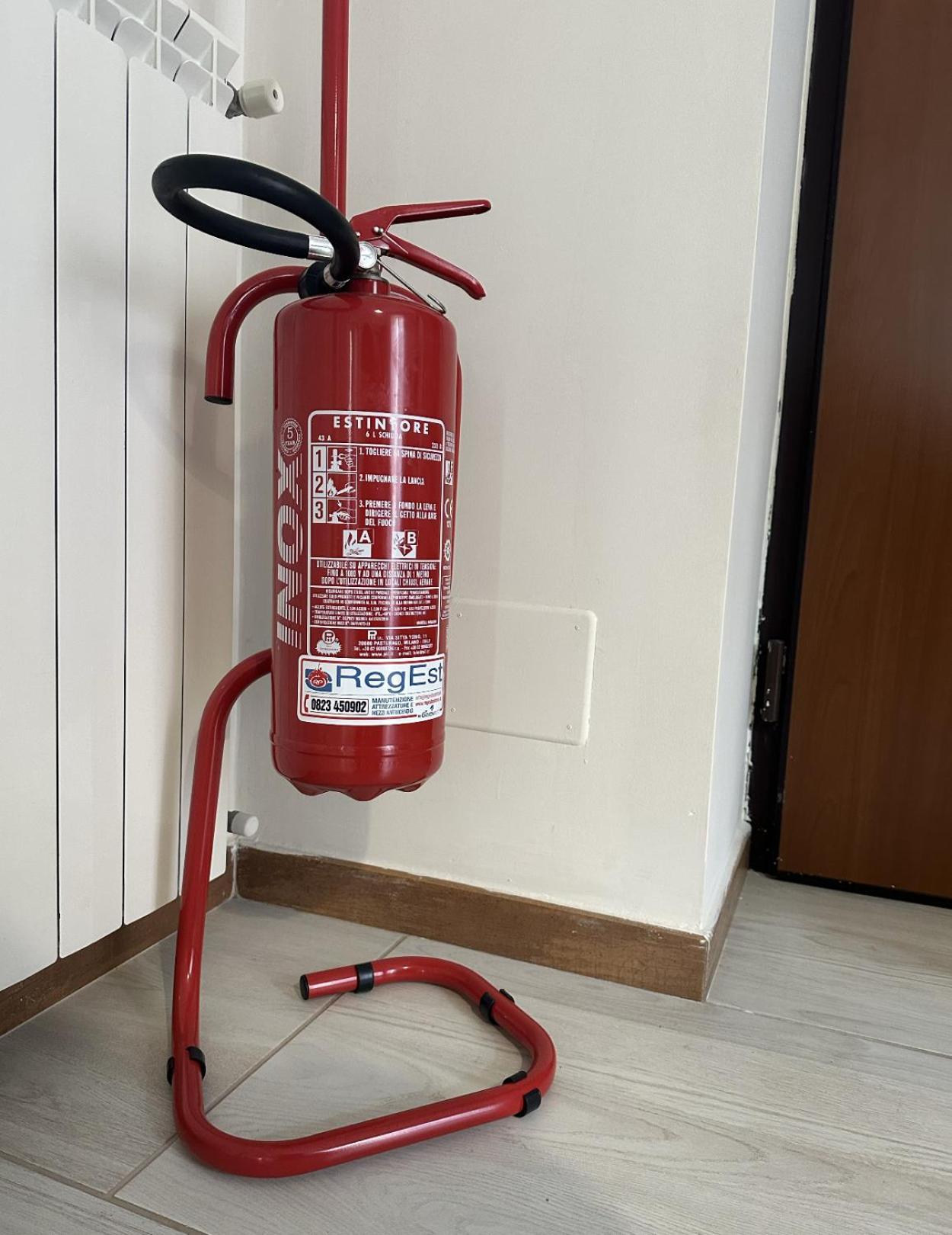 Grey Apartment Caiazzo Εξωτερικό φωτογραφία